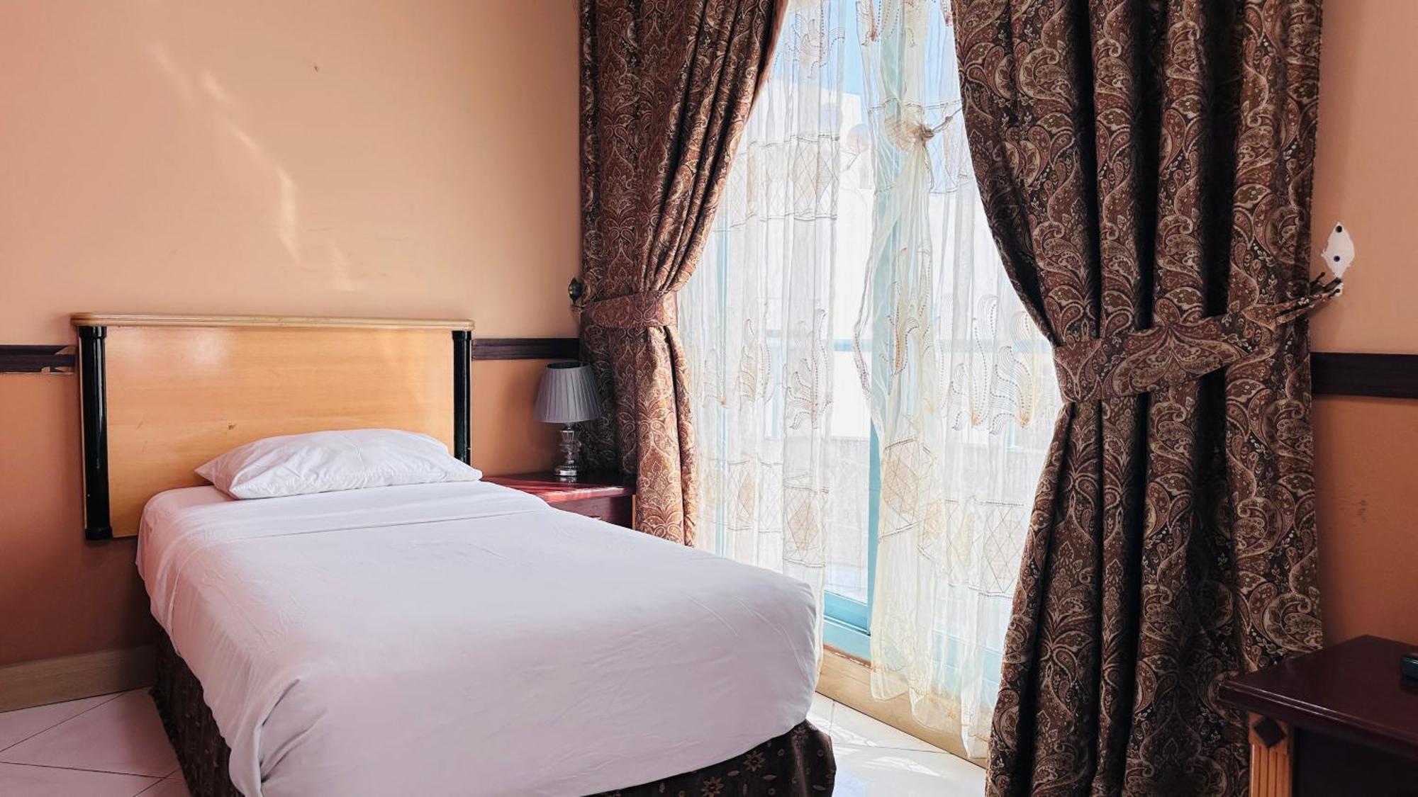 San Marino Hotel Dubai Exterior photo